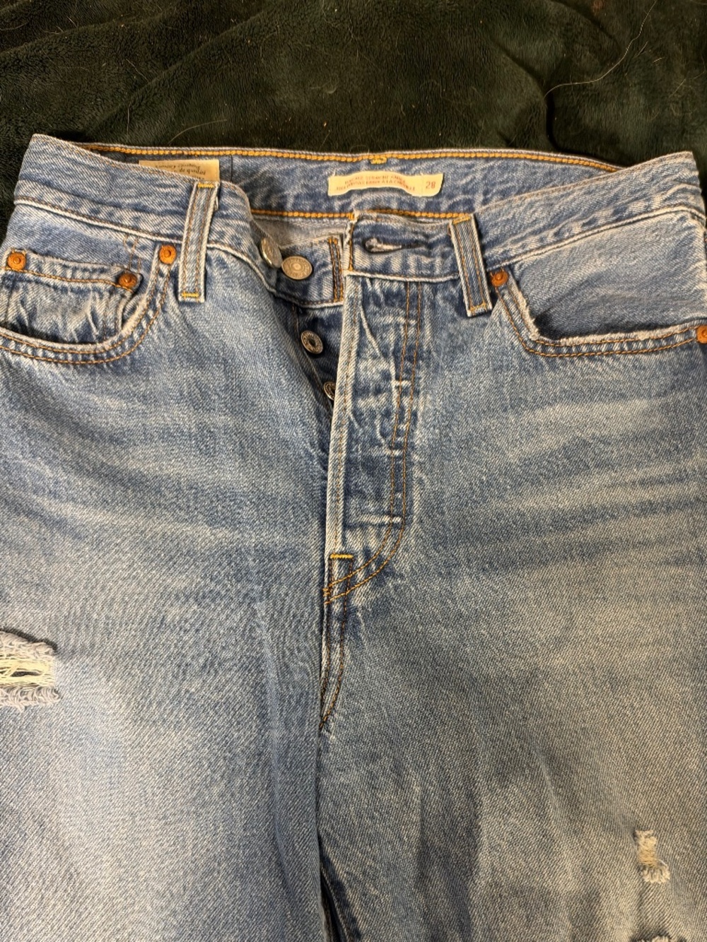 Women’s Levis Jeans